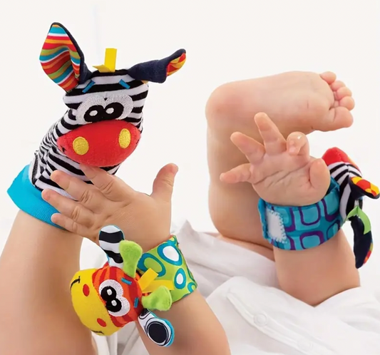 Baby Spiel-Socken mit Rassel